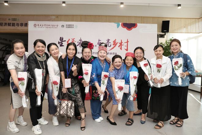 选择了一条不喧哗的路不朽情缘在中国星巴克(图5)